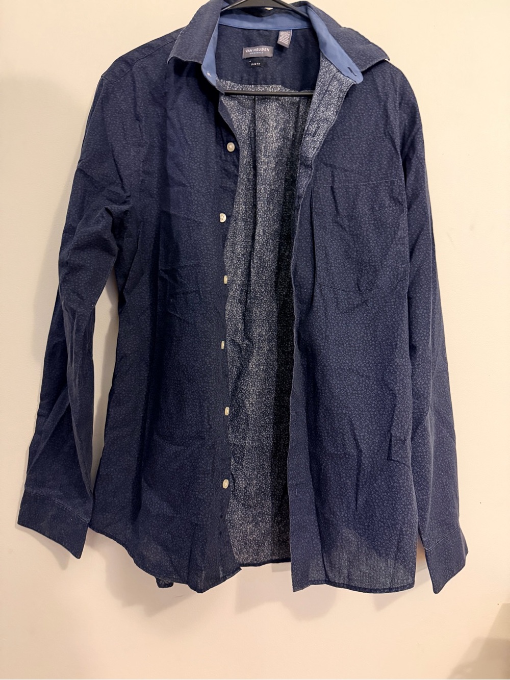 Van Heusen Men's Dark Navy Lightweight Shirt